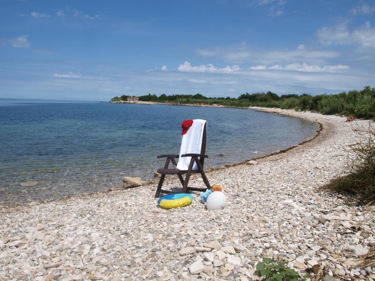 Camping Adria Mobile Homes In Camping Kastanija Novigrad Istria エクステリア 写真